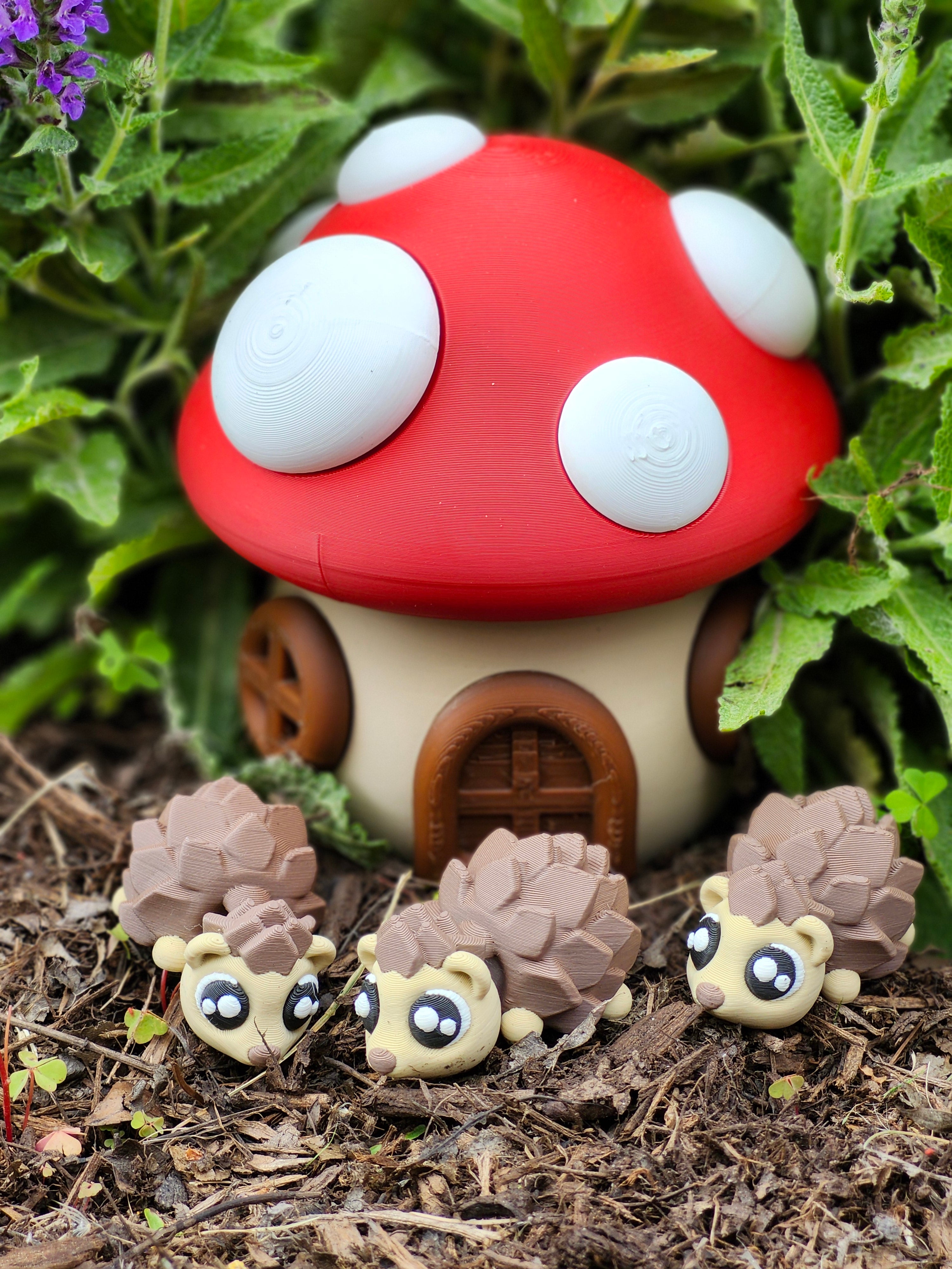 Articulated Hedgehog Mushroom House Playset