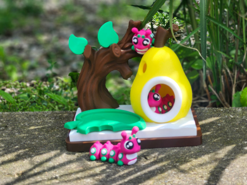 Articulated Pear Tree Caterpillar Playset